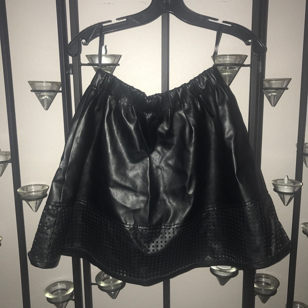 🌪SOLD🌪Armani Exchange black leather mini